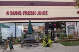 4 Suns Fresh Juice