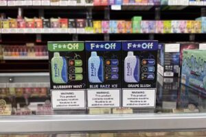 92 SMOKE AND VAPE | OPEN 7:30AM – 12AM | JUICE, GEEKBAR, FOGGER, RAZ, NORTH, POSH, BREEZE, TOBACCO, LOST MARY + MORE!