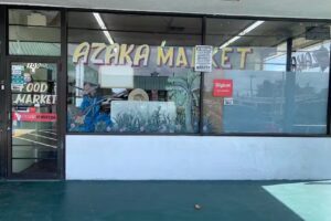 Azaka Market