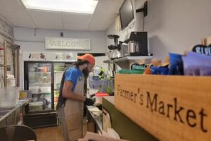 Bani’s Beets Cold-Pressed Juicery