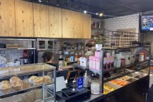 Blend Salad and Juice Bar