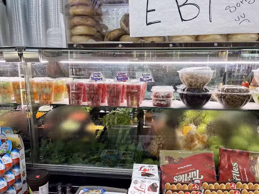 Brighton Deil & juice bar INC