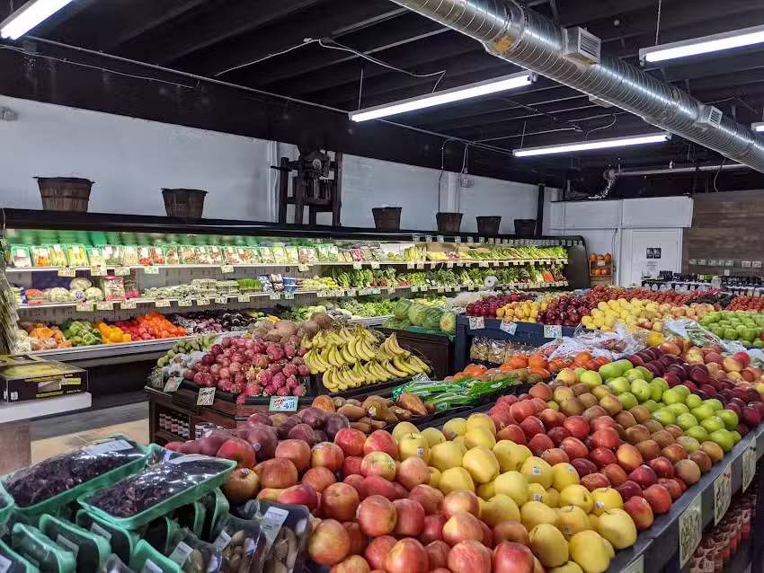 Brothers Farmers Market of Hollywood