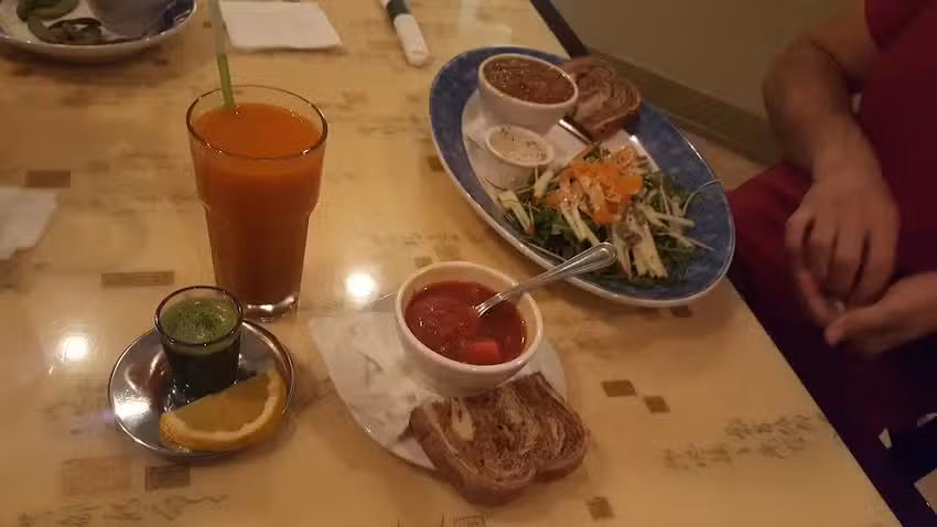 Caf&eacute; Evergreen Restaurant