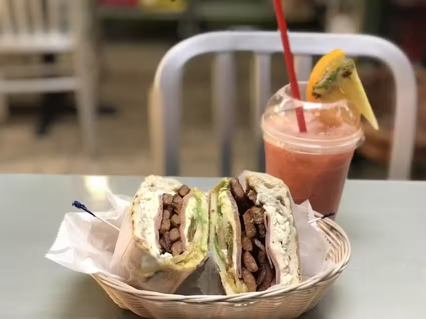 Don Pepe Tortas Y Jugos