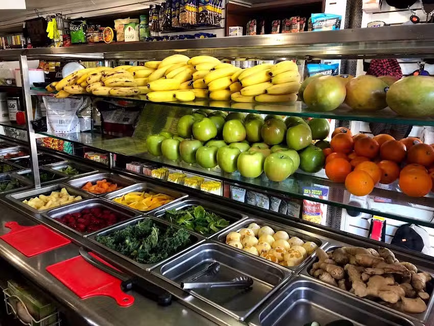 GP SMOOTHIES & GIFTSHOP
