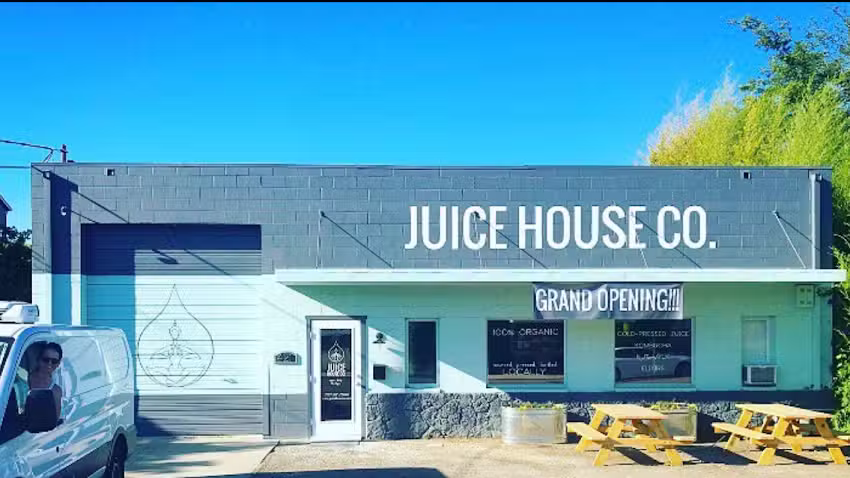 Juice House Co. &bull; Petaluma