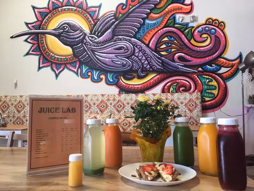 Juice Lab Caf&eacute;
