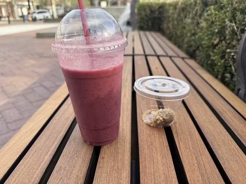 Kwench Juice Cafe