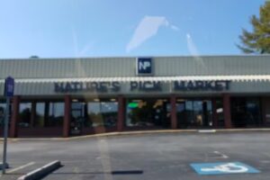 Nature’s Pick Market