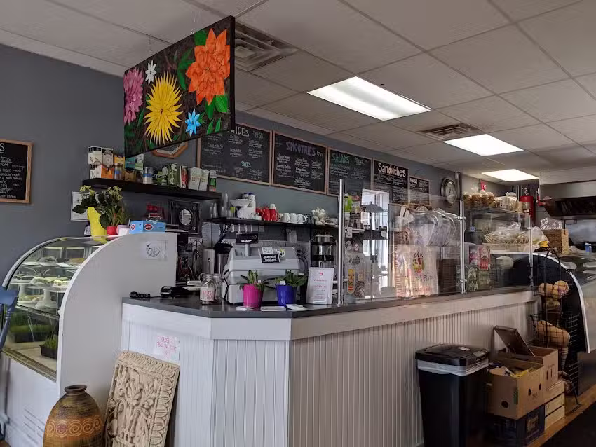 Nature&rsquo;s Plate Cafe & Juice Bar