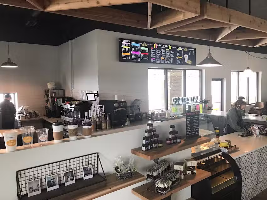 NEW DAY Coffee + Smoothies