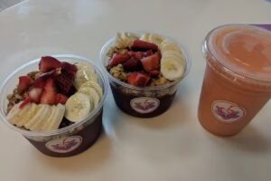 Pure Juice & Smoothie Lounge