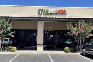 Raw Earth Juicery
