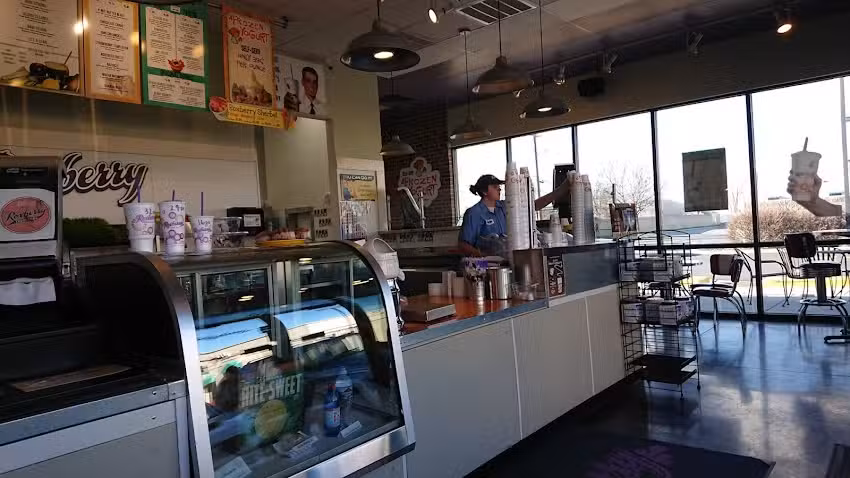 Roxberry Juice Co. Drive Thru