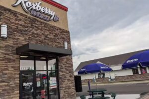 Roxberry Juice Co. Drive Thru