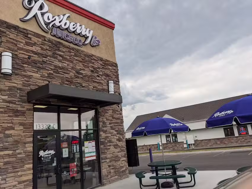 Roxberry Juice Co. Drive Thru