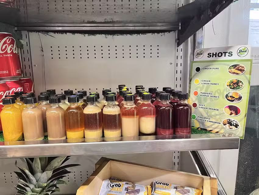 Shook healthy cafe & juice bar
