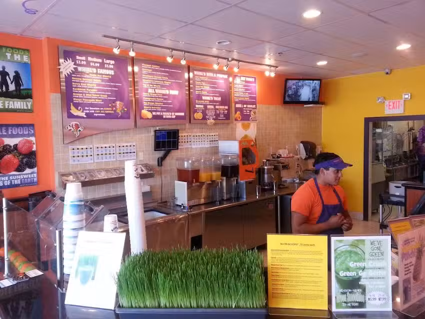 SMOOTHIE WHIRL&rsquo;D
