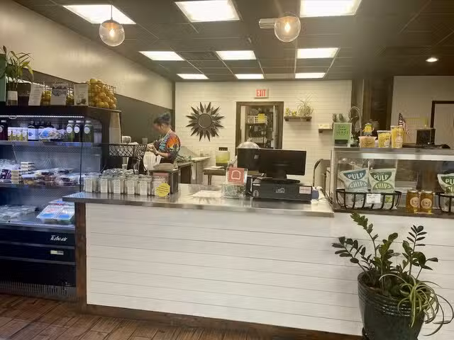 Sunshine Cafe & Juicery