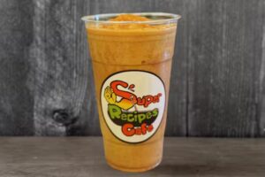 Super Recipes Cafe inside LA Fitness at Waterford Lakes (Open to Public)