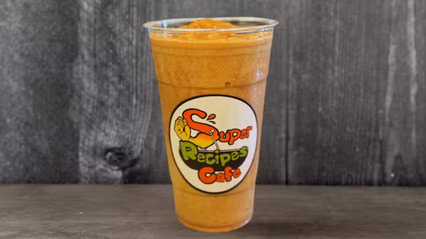 Super Recipes Cafe inside LA Fitness at Waterford Lakes (Open to Public)
