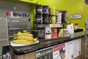 Super Recipes Cafe inside LA Fitness Oviedo (Open to Public)