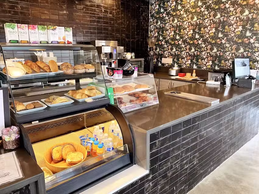 Taylor Ray&rsquo;s Cafe at Hawks Prairie