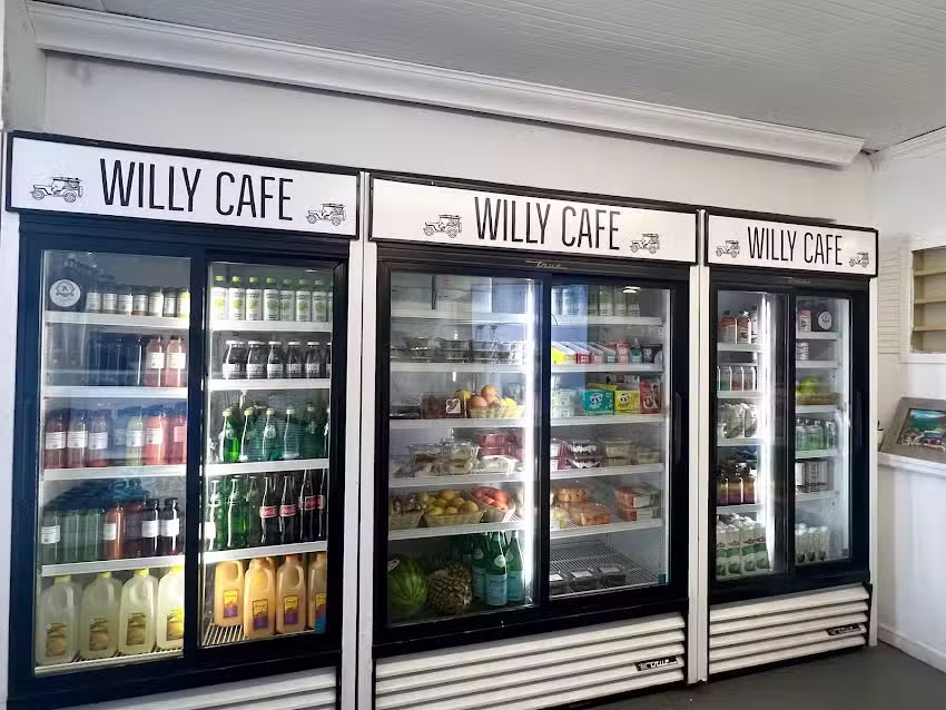 WILLY Cafe & Market
