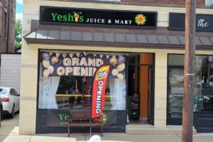Yeshi’s Juice & Mart